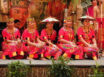  фестивали и праздники в малайзии